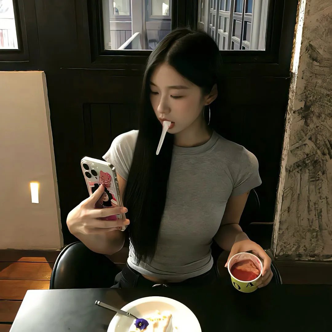 苏醒的亚当